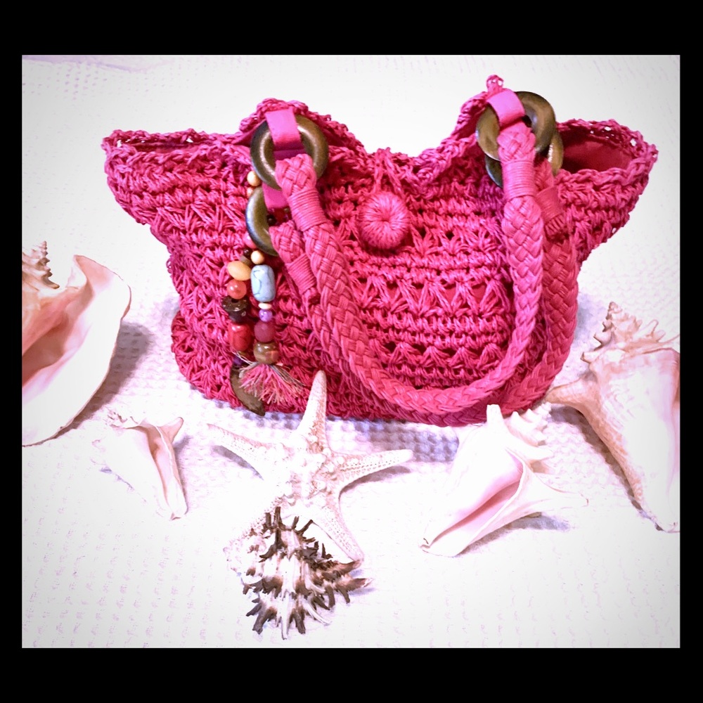 Kelly & Katie Pink Straw Bag Gem Stone KeyChain